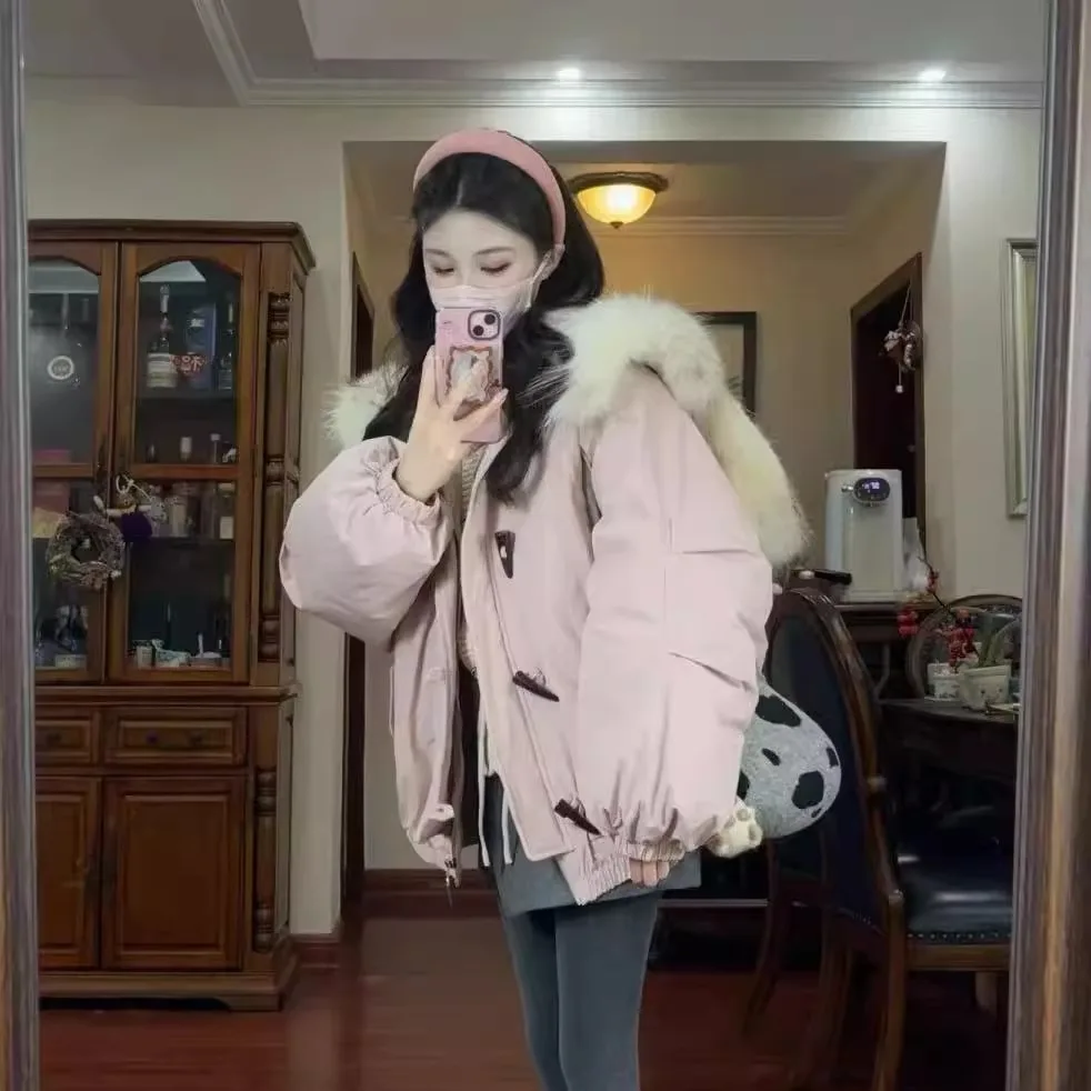 

Новая женская теплая хлопковая куртка в стиле ретро 2025 года с меховым воротником и пуховиком с роговой пряжкой, утолщенный стиль спецодежды для переобуждения