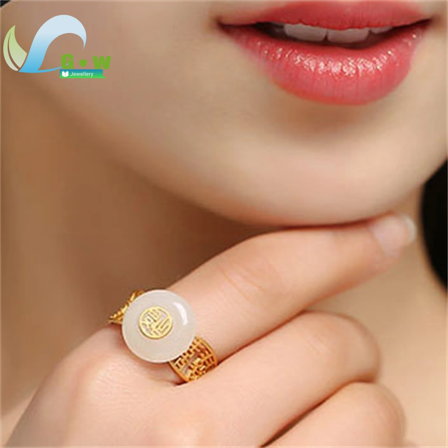 

Элегантное регулируемое кольцо-монета из стерлингового серебра 925 пробы с золотой инкрустацией из нефрита Хэтянь из белого нефрита для женщин