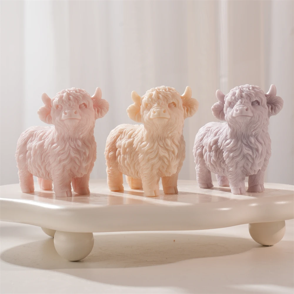 

11.2CM Highland Cattle Cow Candle Mold Animal Cow Soy Wax Silicone Mould Figurine Animal Lover Home Decor