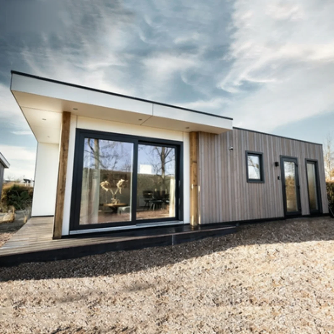 Modern Detached Villa Portable Prefabricated House for Living Office Use