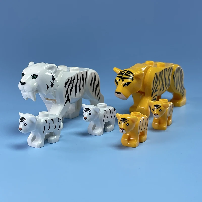 Animals Figures Sabertooth Baby Tiger Mammoth Leopard Figure Model Building Blocks Kits Toys for Children Wild Animal Kids Gifts