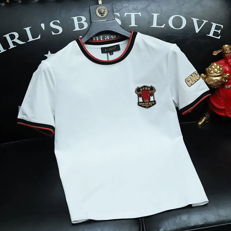 

Новая мужская футболка 2026 года с коротким рукавом, повседневная, с вышивкой, из шелкового хлопка, с круглым вырезом, приталенная, летняя, модная