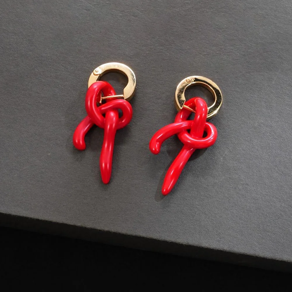 Yuri Ailey Red Enamel Knot Dangle Hoop Earring for Women Trendy Irregular Twist Drop Earrings Luxury Jewelry Party Accessories