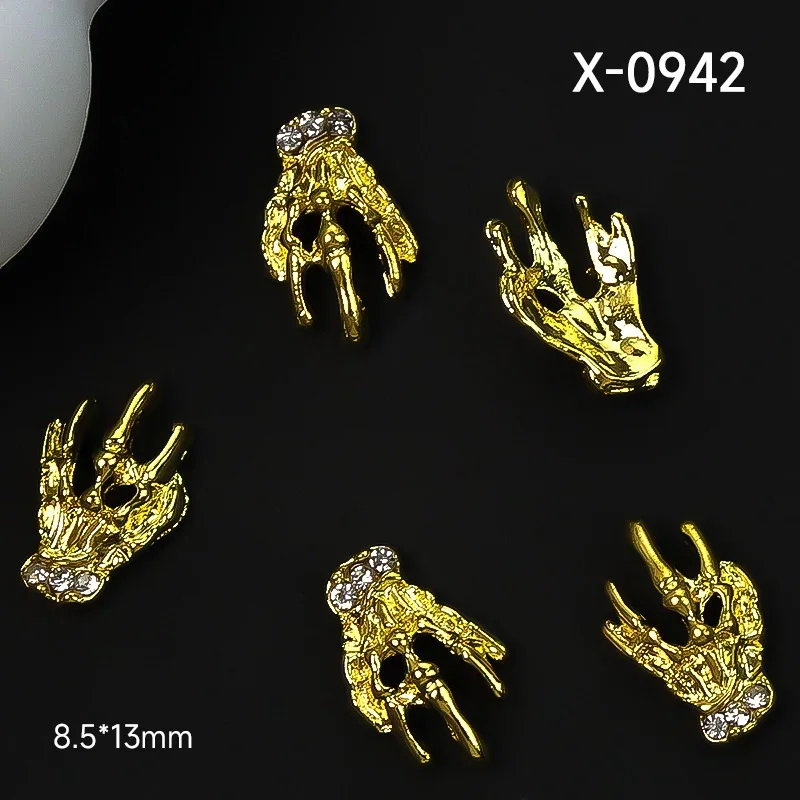 Halloween Retro Metal 3D Demon Mask Nail Charms Nail Decoration Scary Skull Nail Art Accessories Skull Mask Scary Elemen