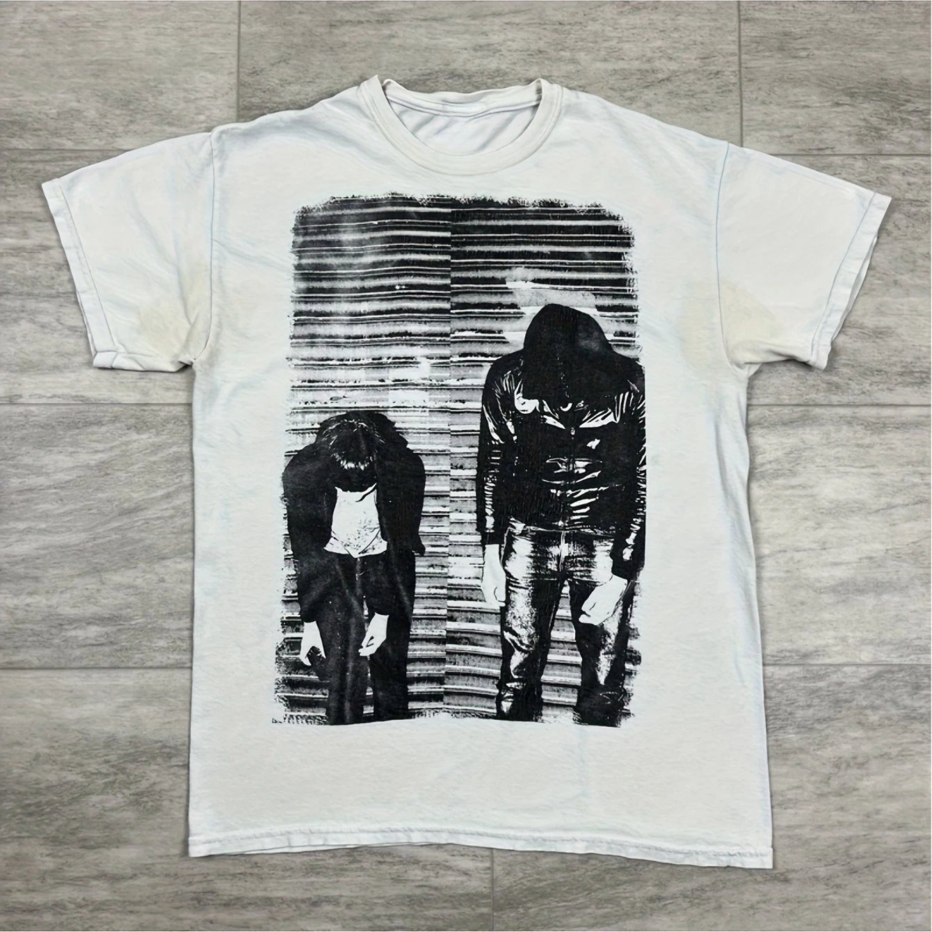 Vintage Crystal Castle Band Album Graphic Printed T-shirt Men Women Cotton Loose Casual Short Sleeve T-shirt Men's T-shirts