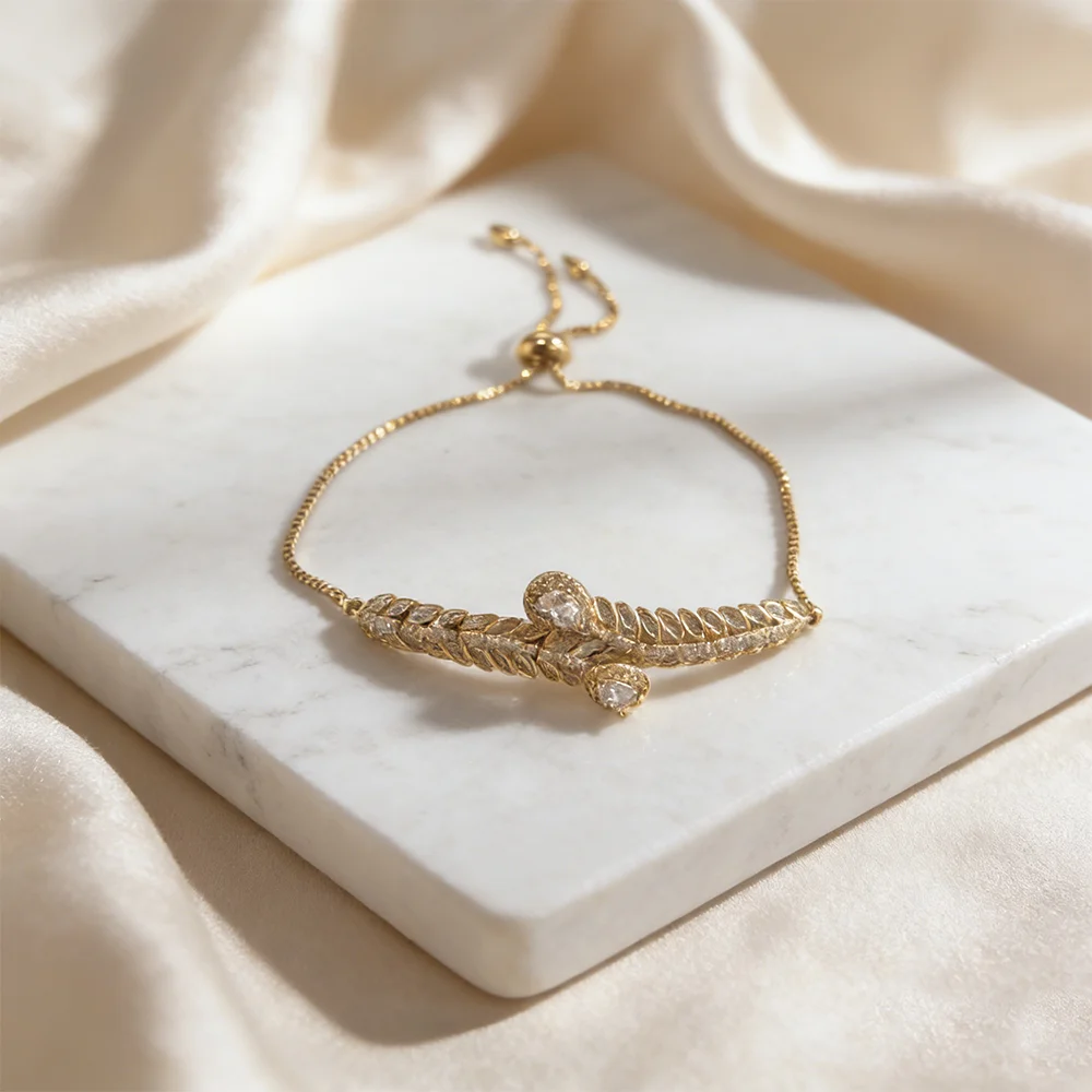 

Браслет в форме змеи с кубическим цирконием для женщин – позолоченный 14-каратным золотом с инкрустацией кубическим цирконием – регулируемая цепочка-слайдер для повседневного ношения