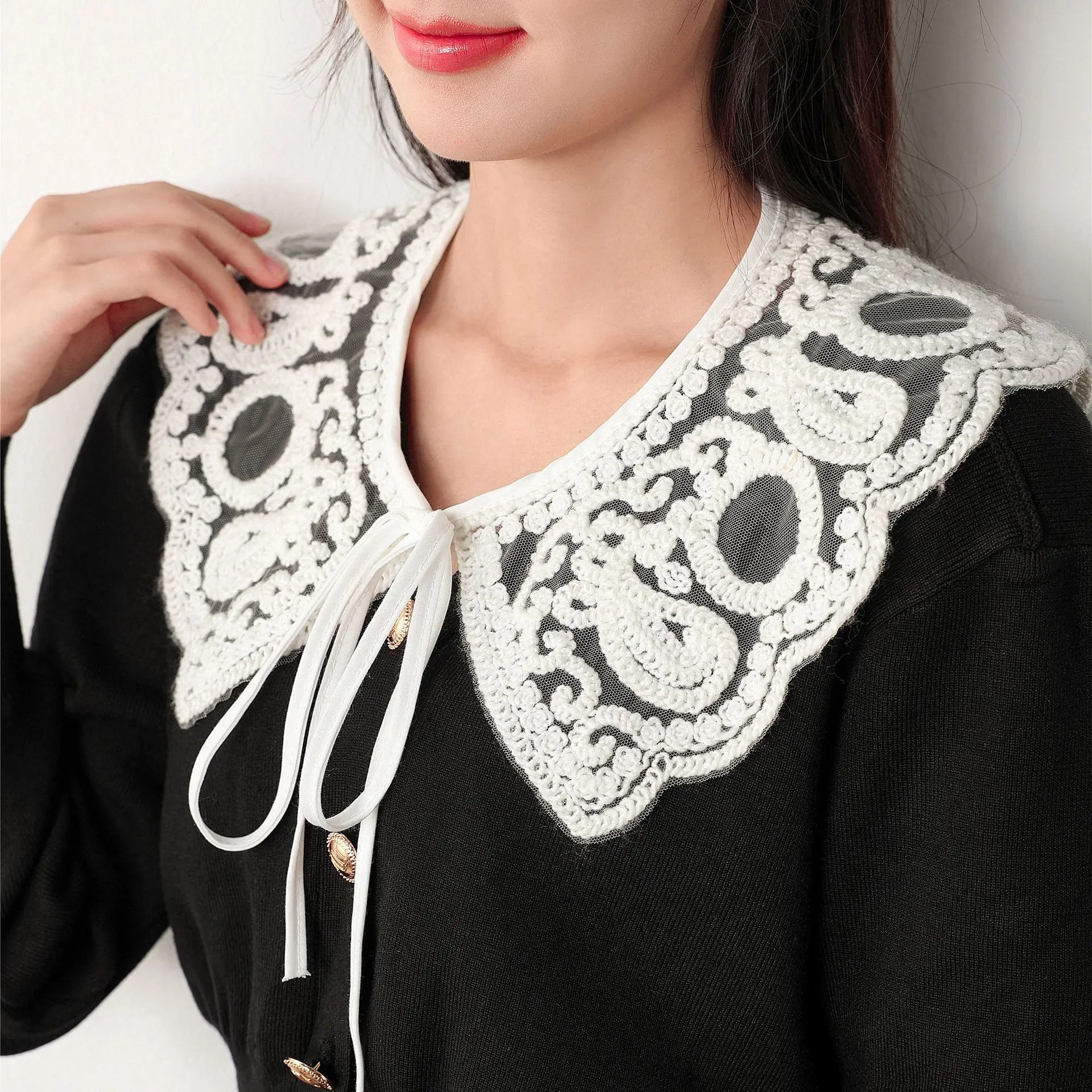 Fashion Women White Lace Fake Collar Shawl for Shirt Blouse Detachable Collar Girls Floral Bowknots Necklace Lapel False Collar