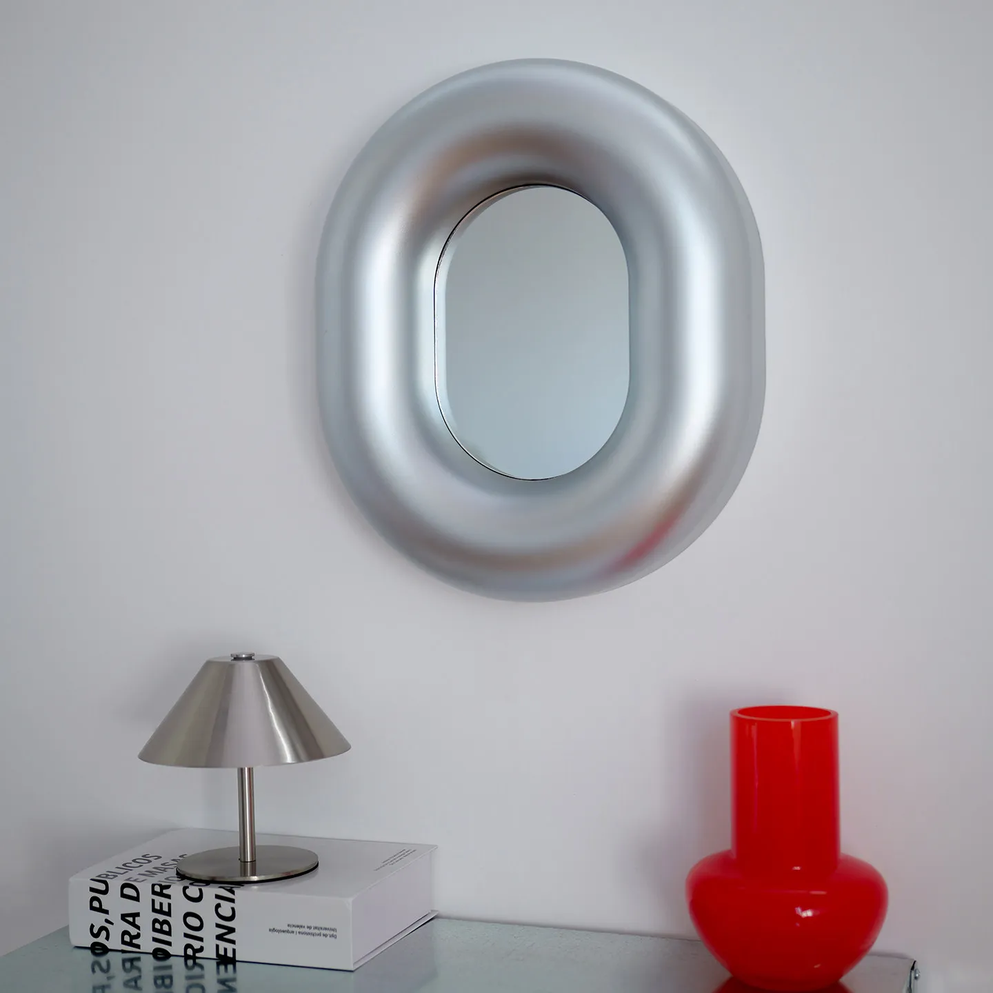 Bauhaus Donut Mirror Silver Celebrity Retro High Definition Mirror Living Room Bedroom Wall Decoration