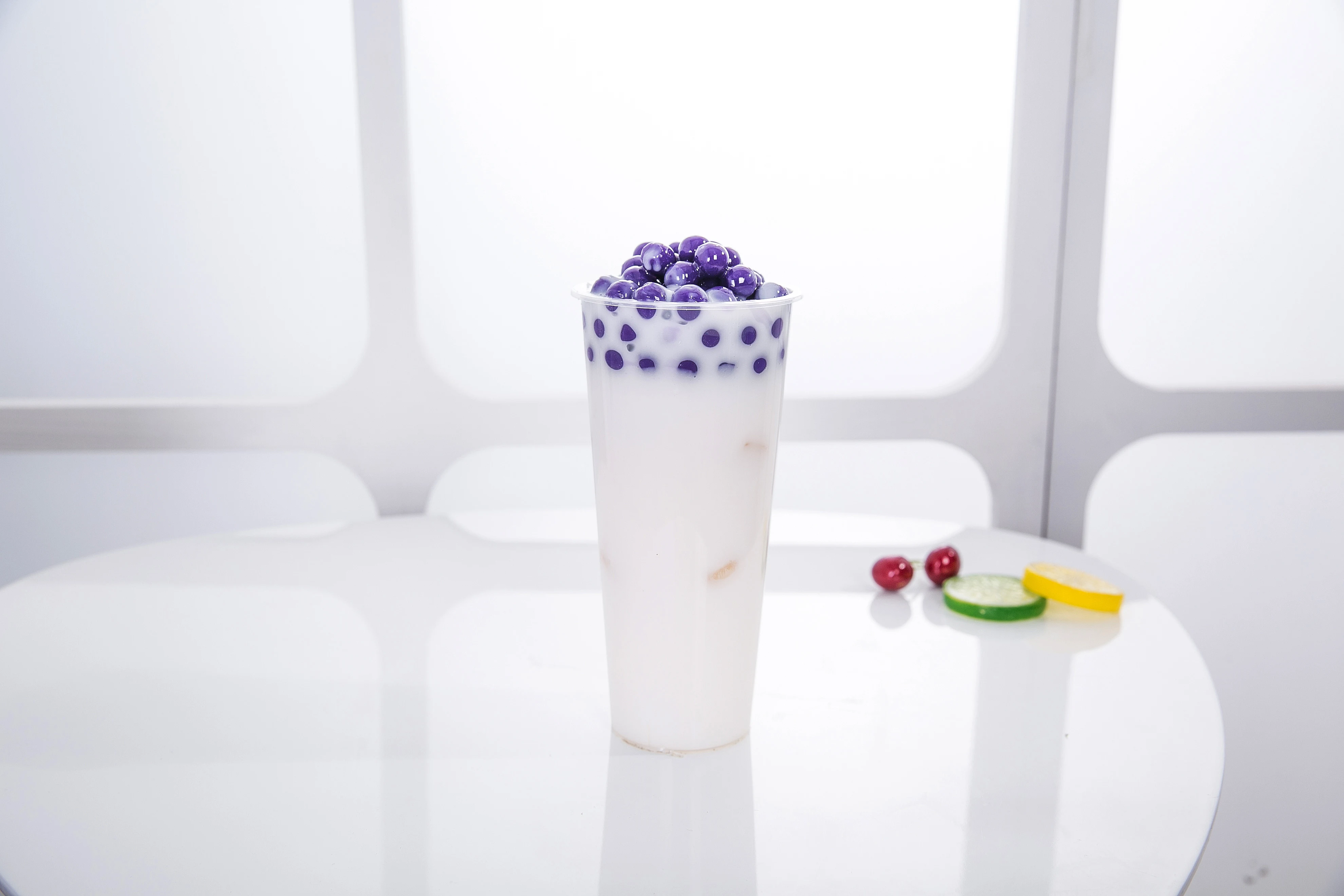 700 مللي مقلد شاي فواكه نموذج الحليب الشاي نموذج المشروبات شرب عينة الحلي الجريب فروت نموذج شاي فواكه وهمية الدعائم العرض