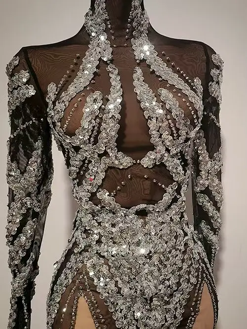 Yinsen ملابس ليلية مطرزة للنساء فستان النادي شبكي مثير فاخر من حجر الراين تنورة قصيرة زي أداء المضيف للحفلات