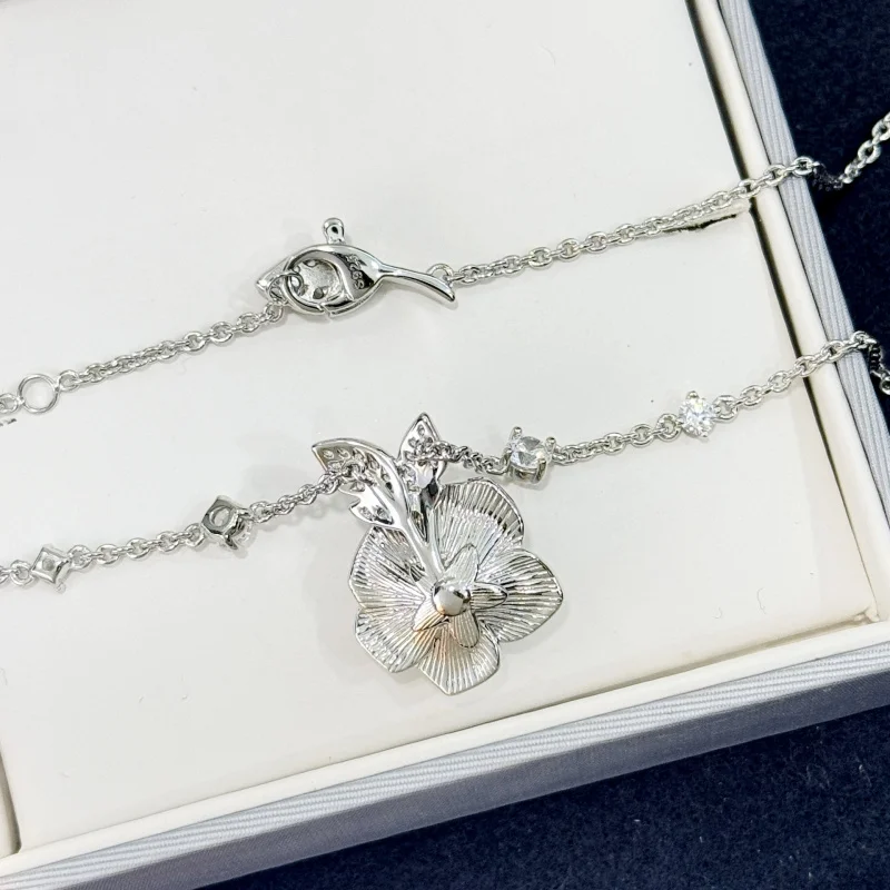 S925 sterling silver rose necklace leaf buckle wire design ROSE series of advanced sense of hot bar Liu Yifei same