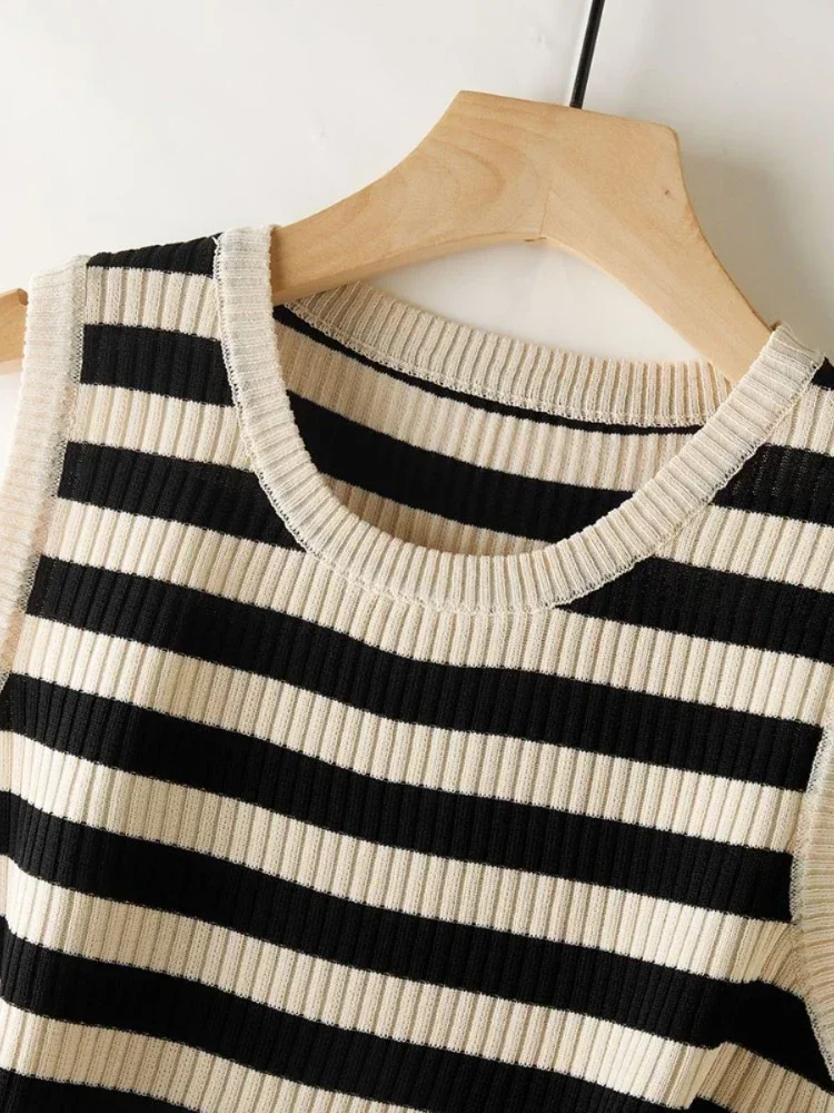 여성용 스트라이프 탱크 소프트 탑 여름 의상 타이트하고 섹시한 탱크 탑 니트 바텀 셔츠 및 민소매 탑 아우터웨어 2026