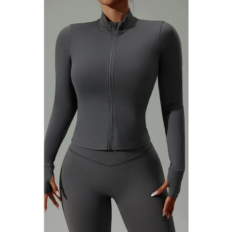 سترة نسائية ضيقة بأكمام طويلة لليوجا للجري واللياقة البدنية ذات ملمس سحابي وجيد التهوية، سترة رياضية مثالية للنشاط