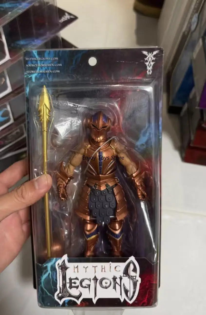 متوفر: جحافل أسطورية - الإصدار الأول، لفارس الشمبانيا، شخصية فيتراس المفصلية #1