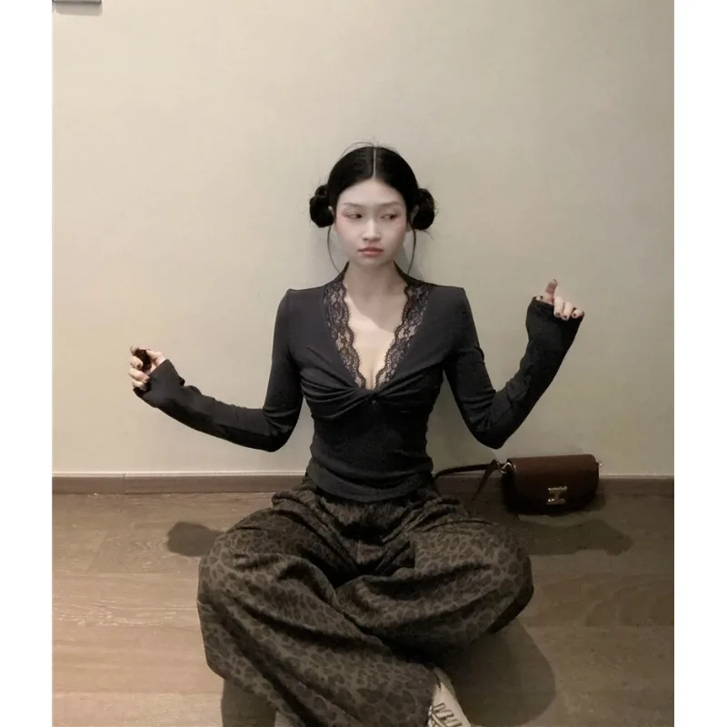 

Женский вязаный свитер с кружевными вставками и V-образным вырезом Pure Desire, с длинными рукавами, приталенный, для ранней осени, высококачественная базовая кофта-топ