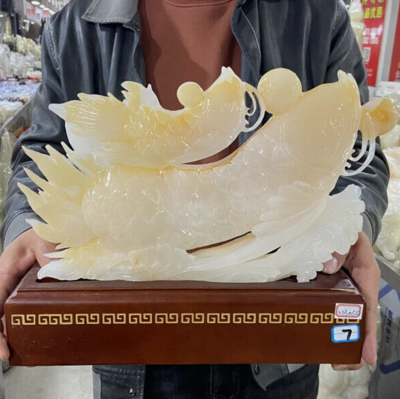 11lb Natural Crystal.hetian jade.Hand-carved.Exquisite goldfish Decoration