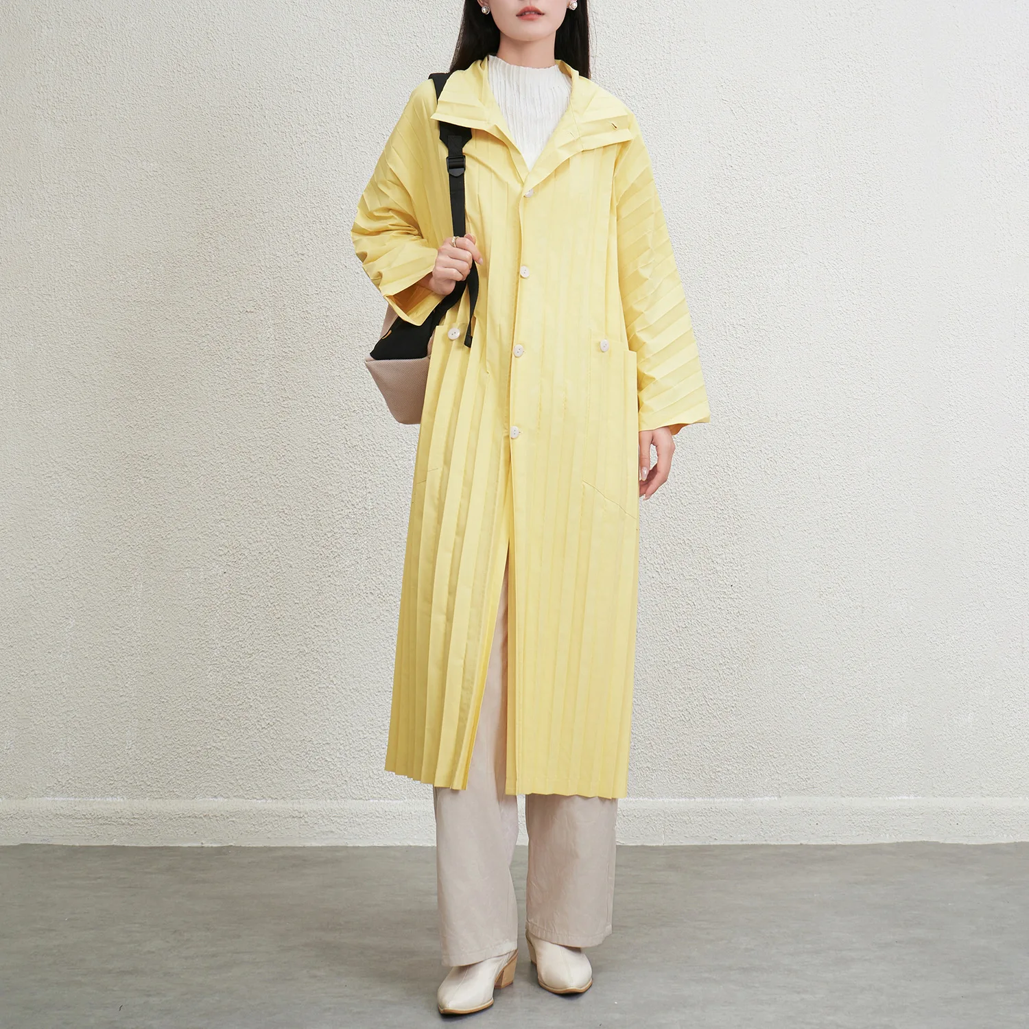 

Miyake Pleated 2025 Autumn New Casual Long Sleeved Single Breasted Dress Jacket Loose and Fashionable Plus Size Casual Dress