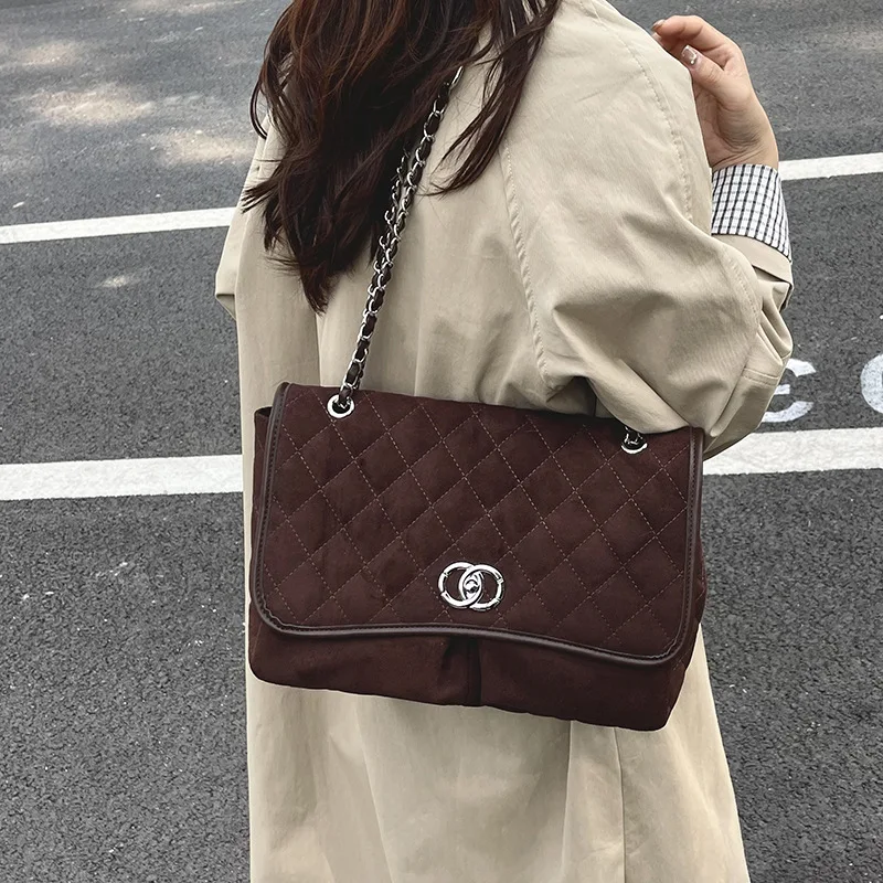 2026 New Quilted Tote Bag for Women Large Capacity Leather Shoulder Bag Chain Strap Designer Purse