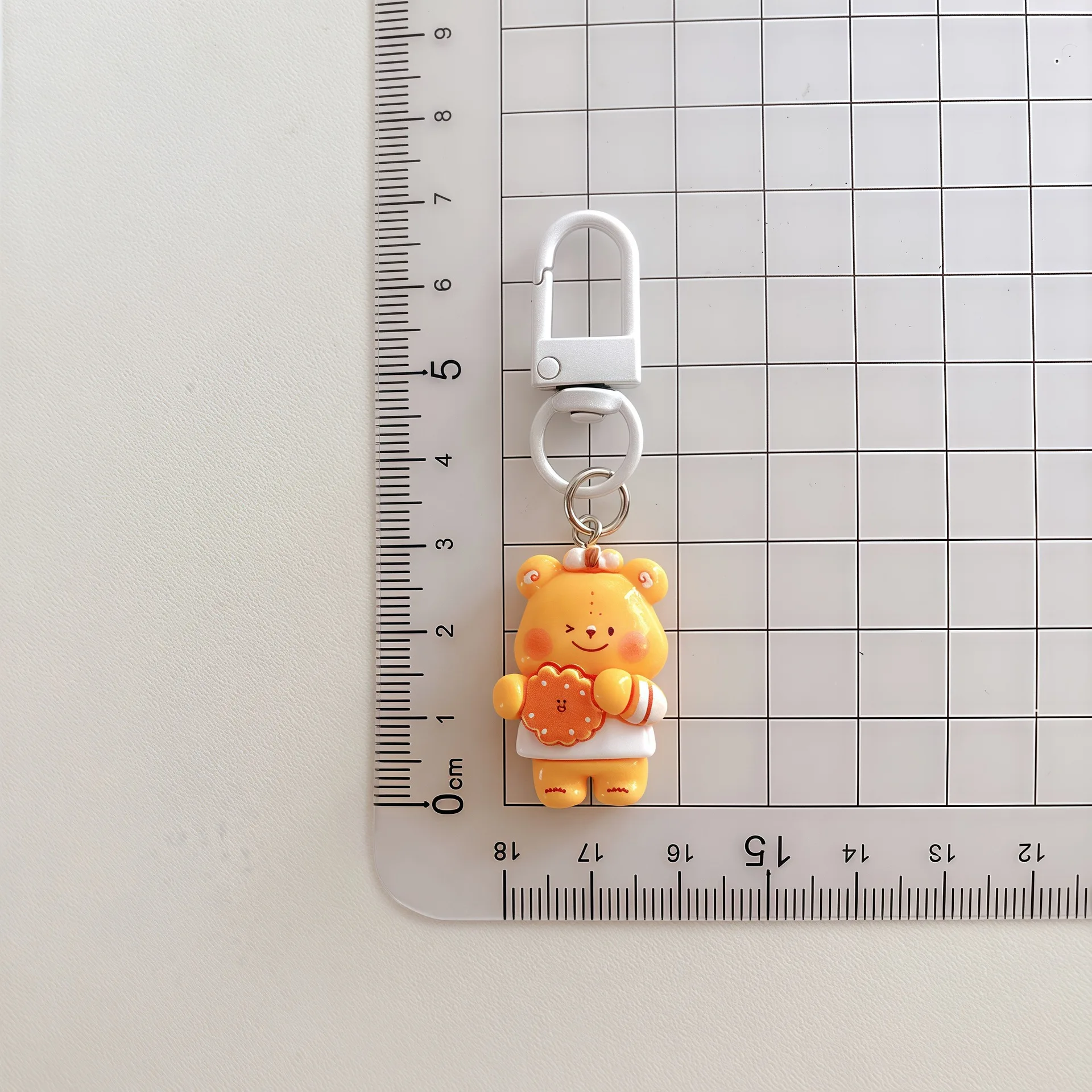 Cute Resin Bread Butter Little Bear Key Chain Hamburger Cookie Ice Cream Bear Keyring Charm Bag Phone Pendant Keyfob Gifts