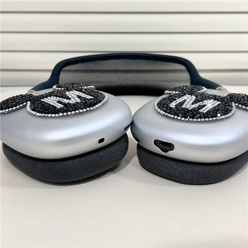 เคสป้องกันหูฟังลายการ์ตูนอนิเมะมิกกี้แฟลชแบบเจาะสำหรับ airpods MAX นุ่มใสป้องกันการตก