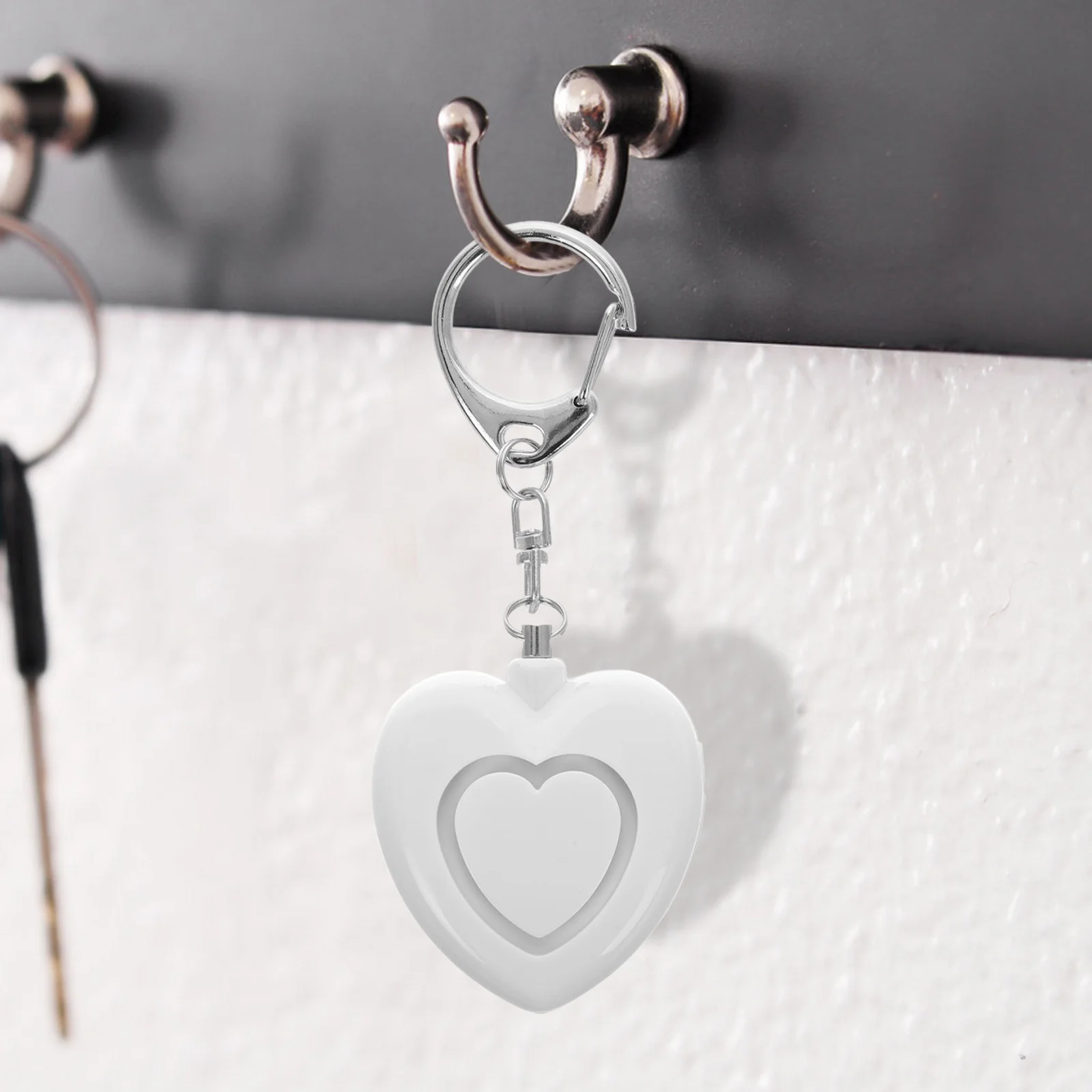 سلسلة مفاتيح إنذار مضادة للسرقة للنساء بصوت عالٍ، جهاز أمان للطوارئ، مقاوم للماء، ضوء حلقة رئيسية #1