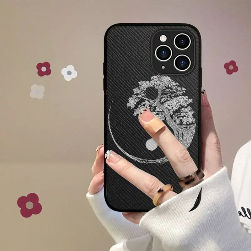 Rough Wood Tree of Life Yin Yang Phone Case Hard Leather Case for iPhone 11 12 13 Mini Pro Max 8 7 Plus SE 2020 X XR XS Coque