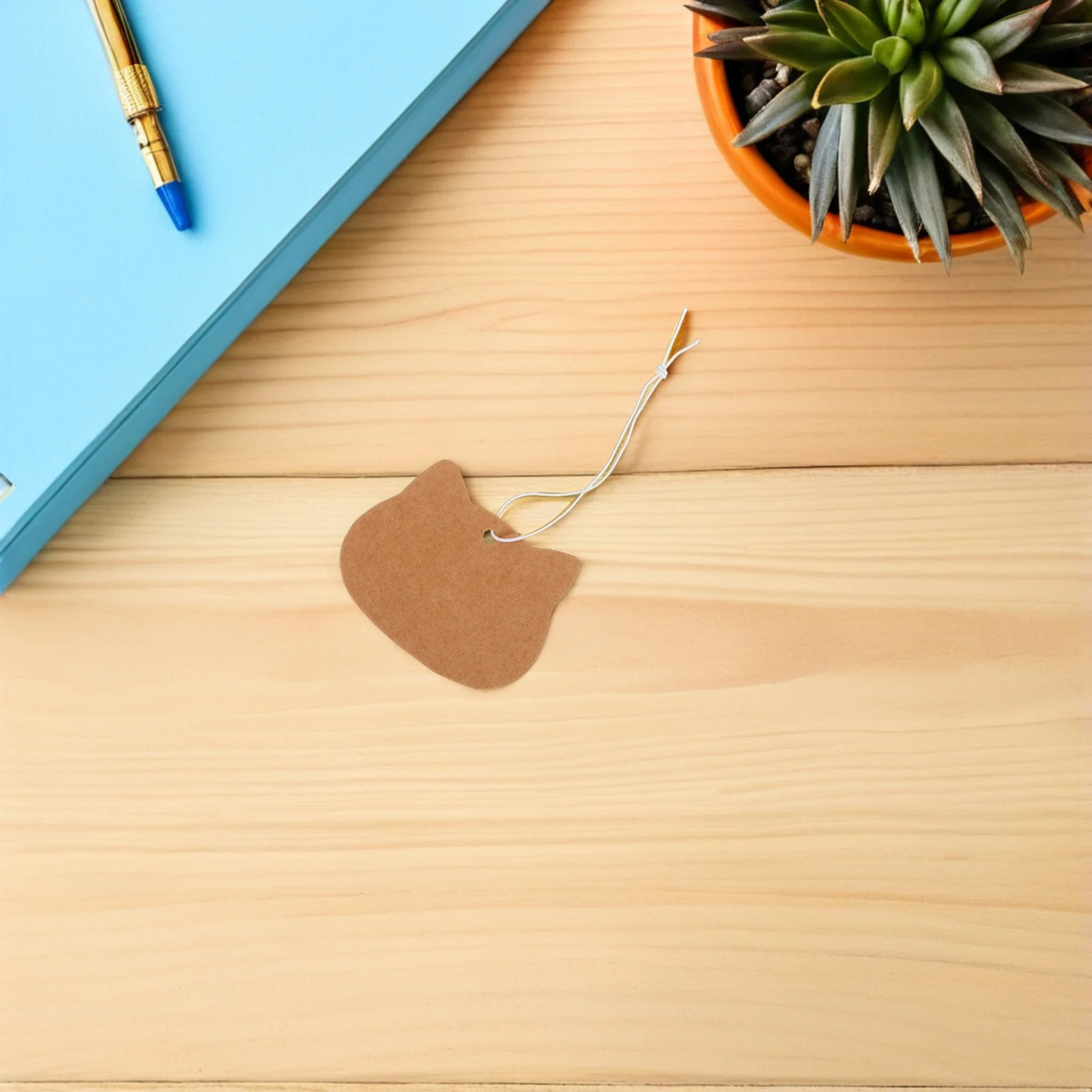 200Pcs Kraft Price Tags Blank Writable Tags Elastic String for Clothing Jewelry Handmade Crafts Display Labels