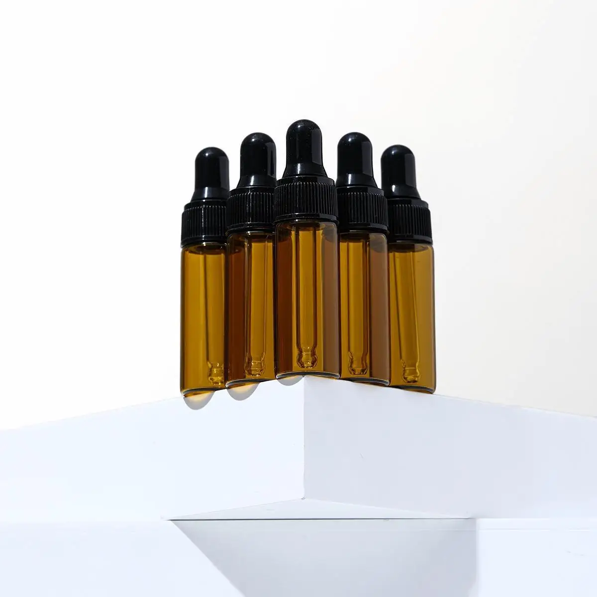 10 Stück Tropfflaschen aus dunklem Braunglas, 1 ml, 2 ml, 3 ml, 5 ml, Tinkturflaschen mit Augentropfer für ätherische Öle, Parfüm, Haaröl,