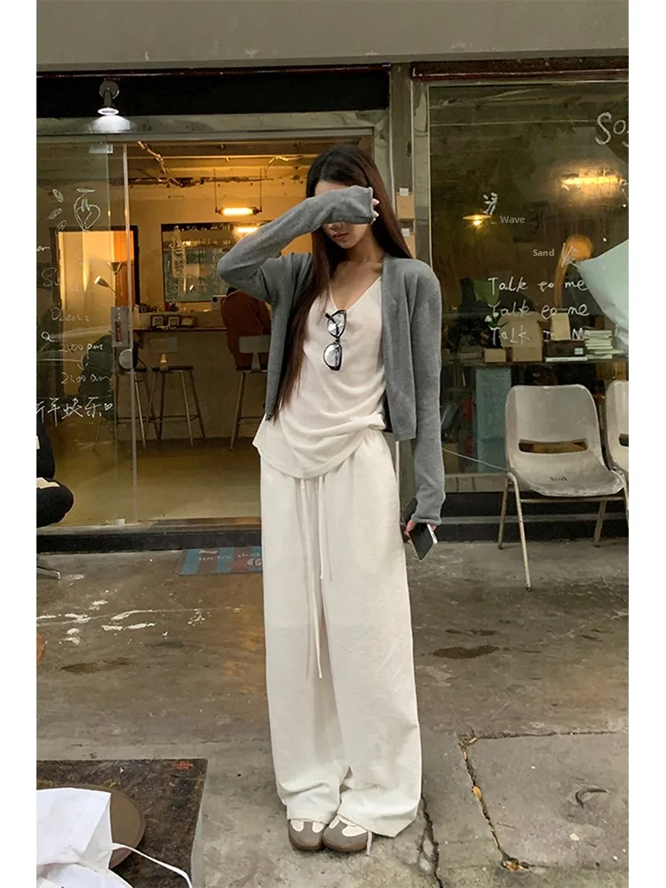 كارديجان نسائي أنيق محبوك مفتوح باللون الرمادي، موضة خريف 2025، بأكمام طويلة وقصة مستقيمة، مصنوع من البوليستر، مناسب للارتداء...