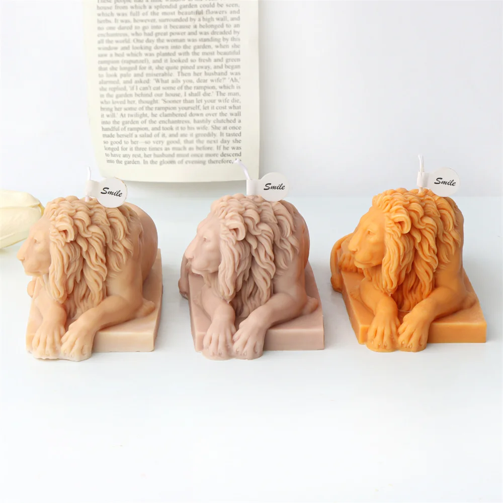 3D Lion King Candle Silicone Mould Animal Lovers Lying Lion Mould for Sculpture Charm Lions with Mane Figurine Minimalist Gift