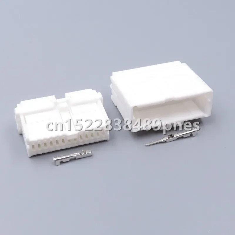 24 Pole 1123364-1 MG653033 1123387-1 Automotive Parts Car Electric Cable Plastic Housing Unsealed Socket With Terminal