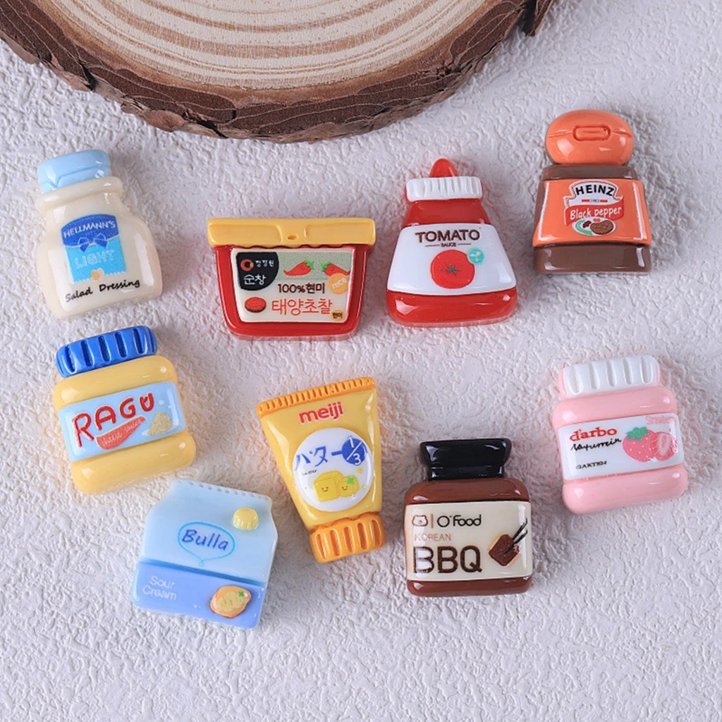 Dollhouse Miniature Food Play Mini Canned Tomato Sauce With Chili Sauce For Salad Dressing Doll Decoration Accessories Toys