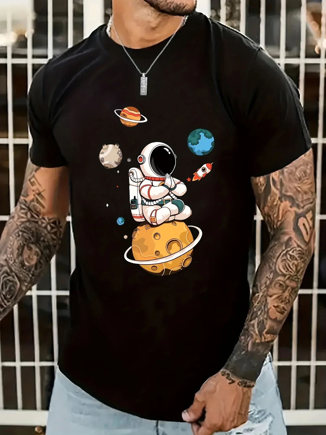 Men\'s 100% cotton summer loose size Cartoon Astronaut Planet printed slim fit casual sports round neck short sleeved T-shirt top