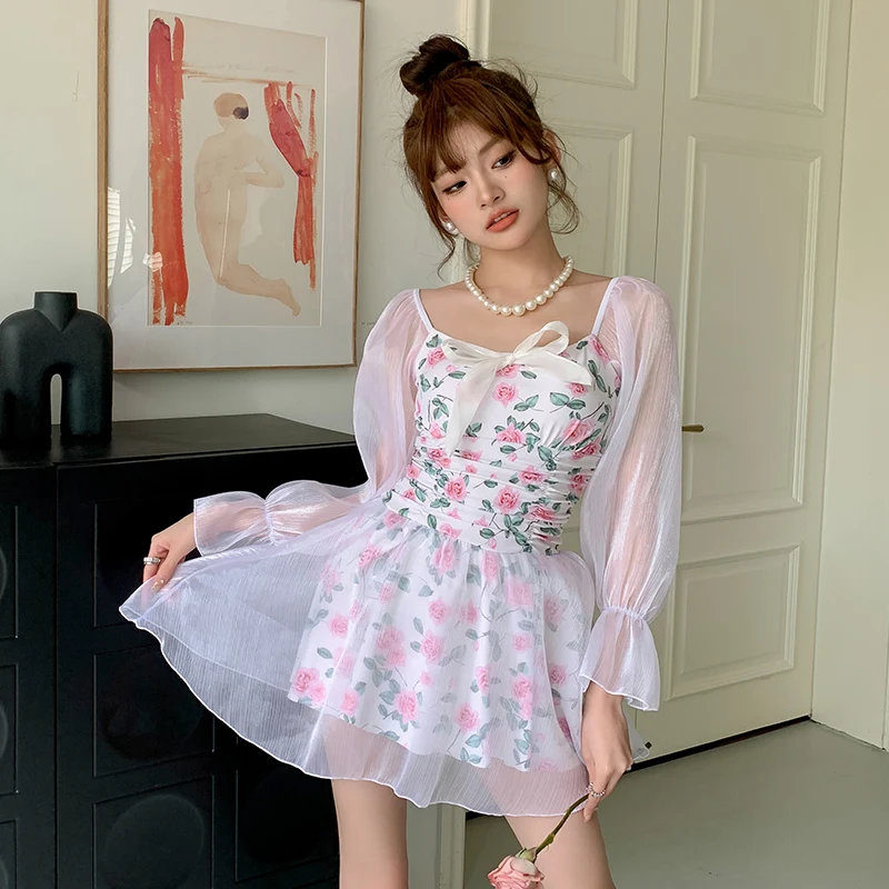 New One-piece Japanese Style Sweet Floral Conservative Pure Desire Skirt Style Cute Long Sleeved Hot Spring Swimsuit for Women