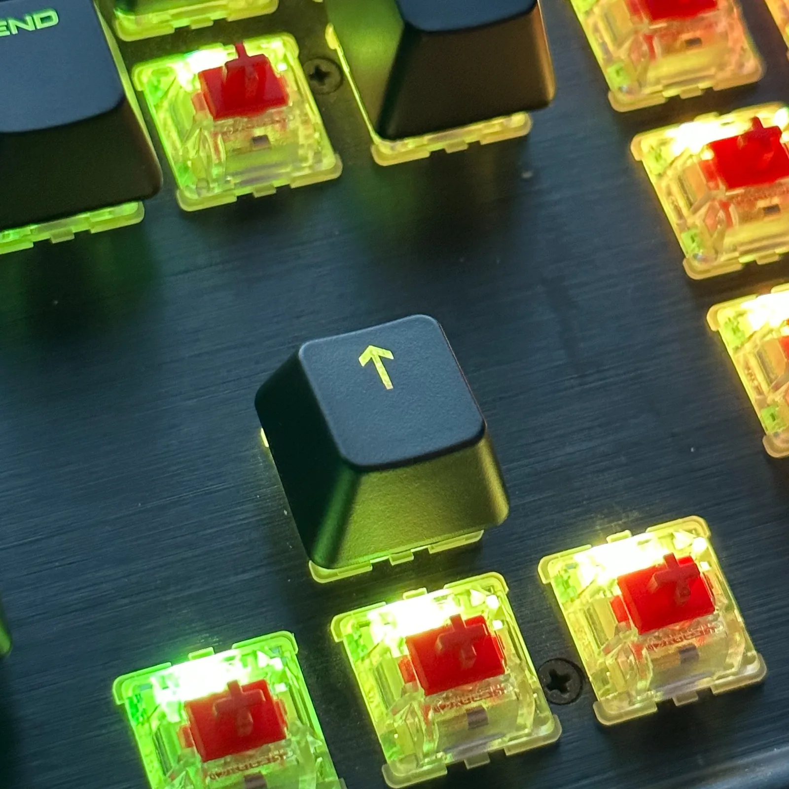 A full set Replacement  KeyCaps 104pcs Keycaps for Logitech G512 Mechanical Gaming Keyboard，ABS， light-transmitting view 6
