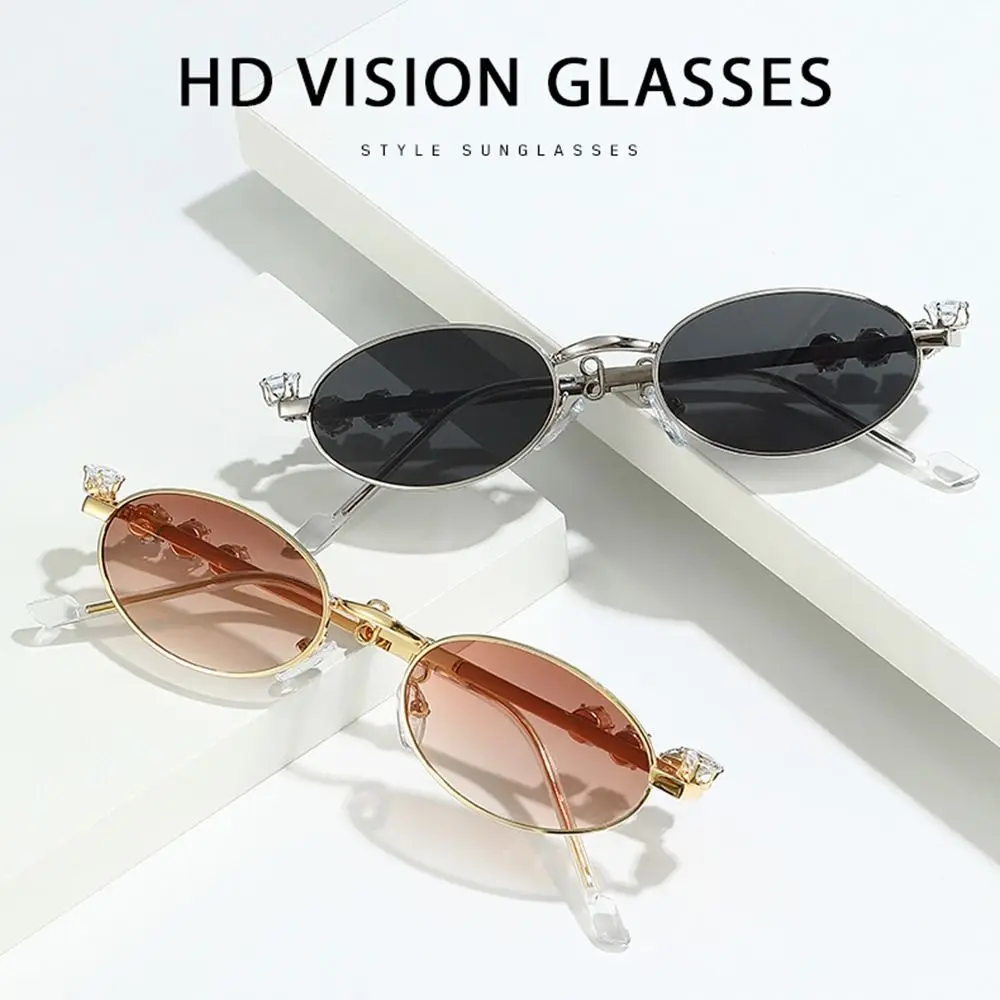 

Convenient Bling Rhinestone Sunglasses Y2k INS Retro Frame Eyewear Fashion Trendy Anti-Blue Light Spectacles Unisex