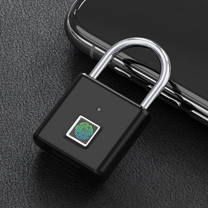 

Fingerprint Smart Padlock Type C Charging 180 Days Standby 10 Fingerprints IP55 Waterproof for Travel Backpack Gym Storage