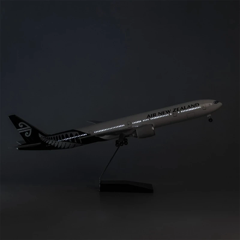 1:157 Scale 47cm Large 777 Airplane Model New Zealand Boeing B777 Aircraft Model Die-cast Aircraft with LED Lights For Collector