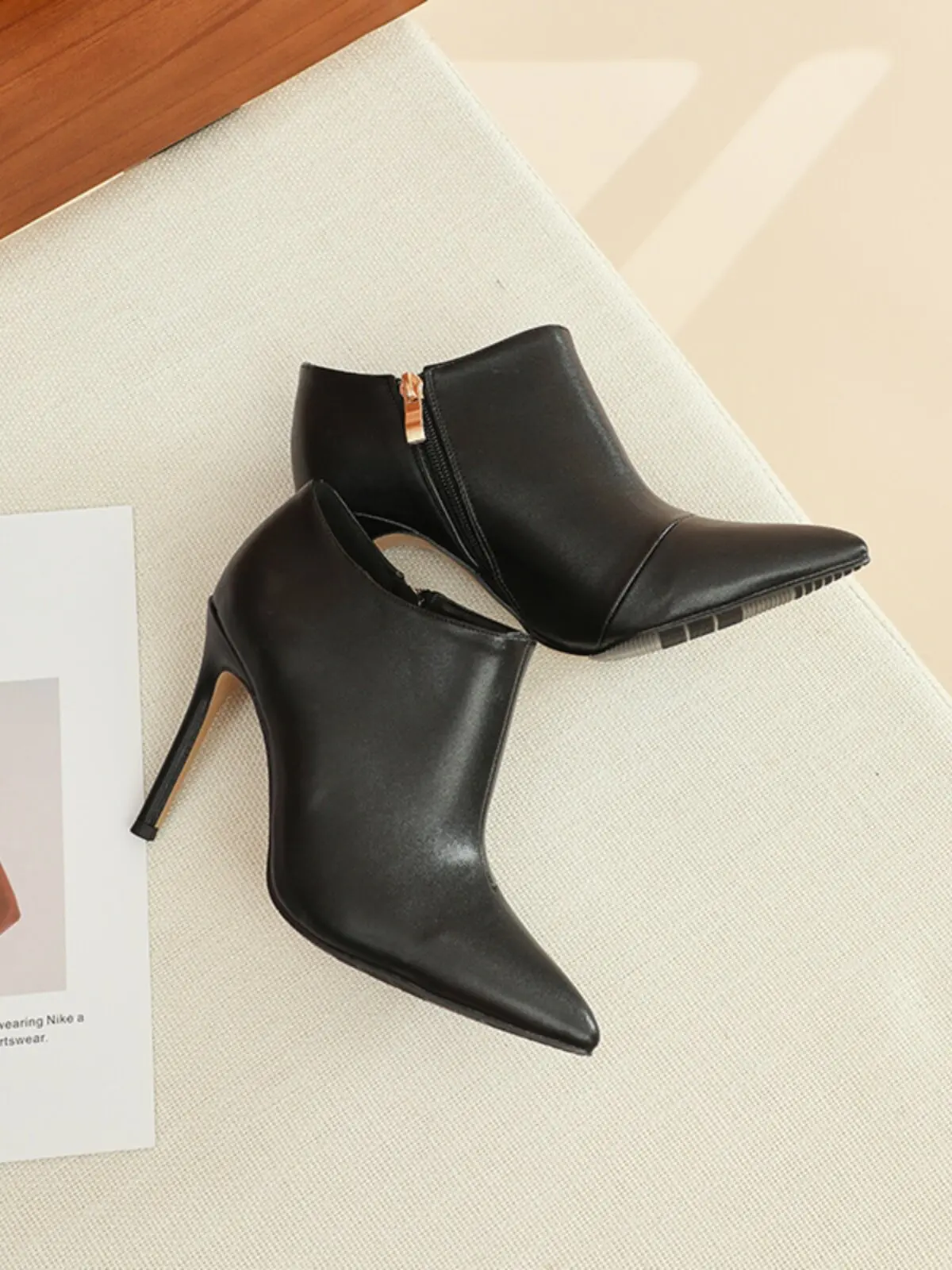 New pointed, thick heel, deep cut black women's boots with patchwork leather surface, bare short boots for outdoor women's shoes
