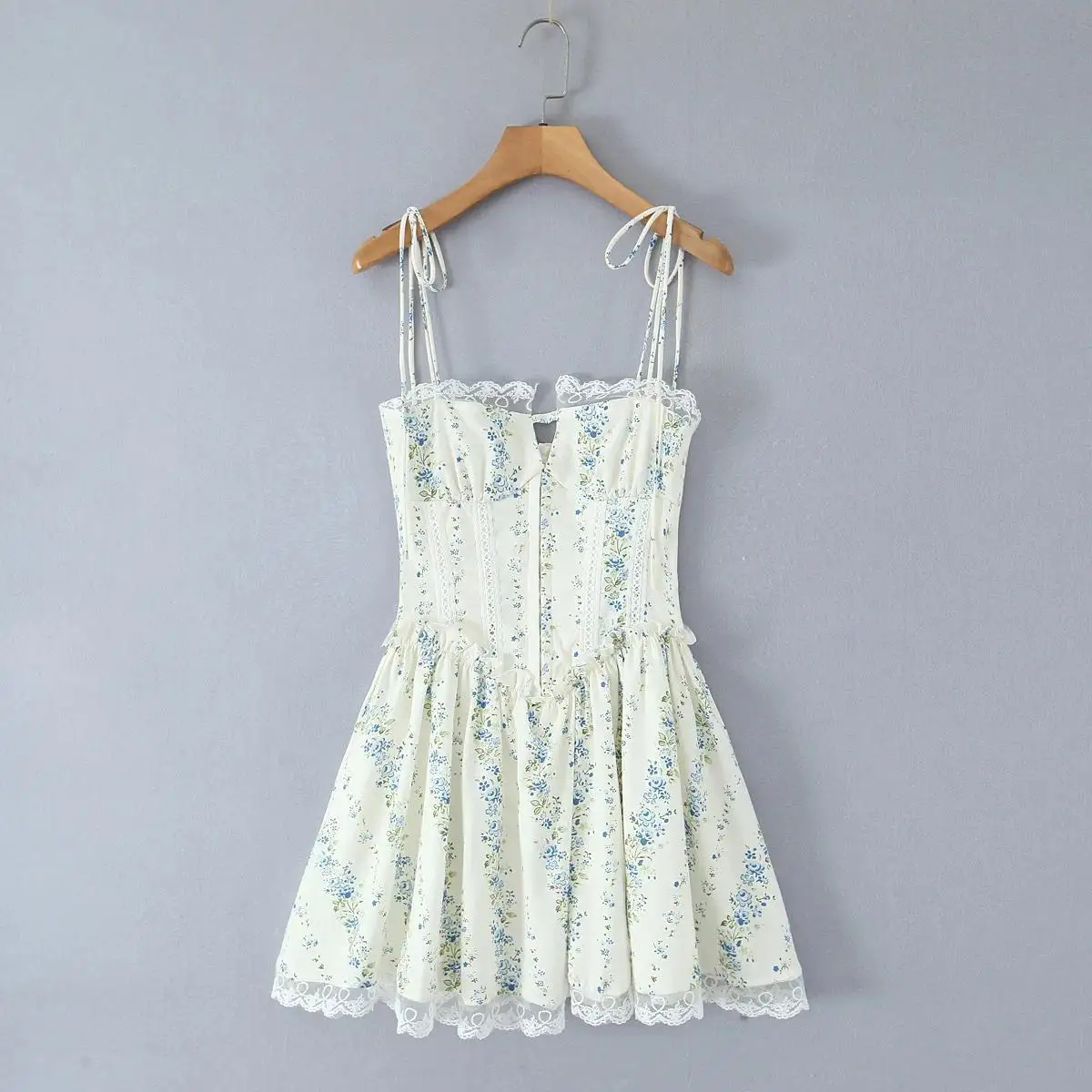 女性ストラップスパゲッティストラップ花柄ドレス夏のレーススプライシングスリム A ラインミニドレスパーティー