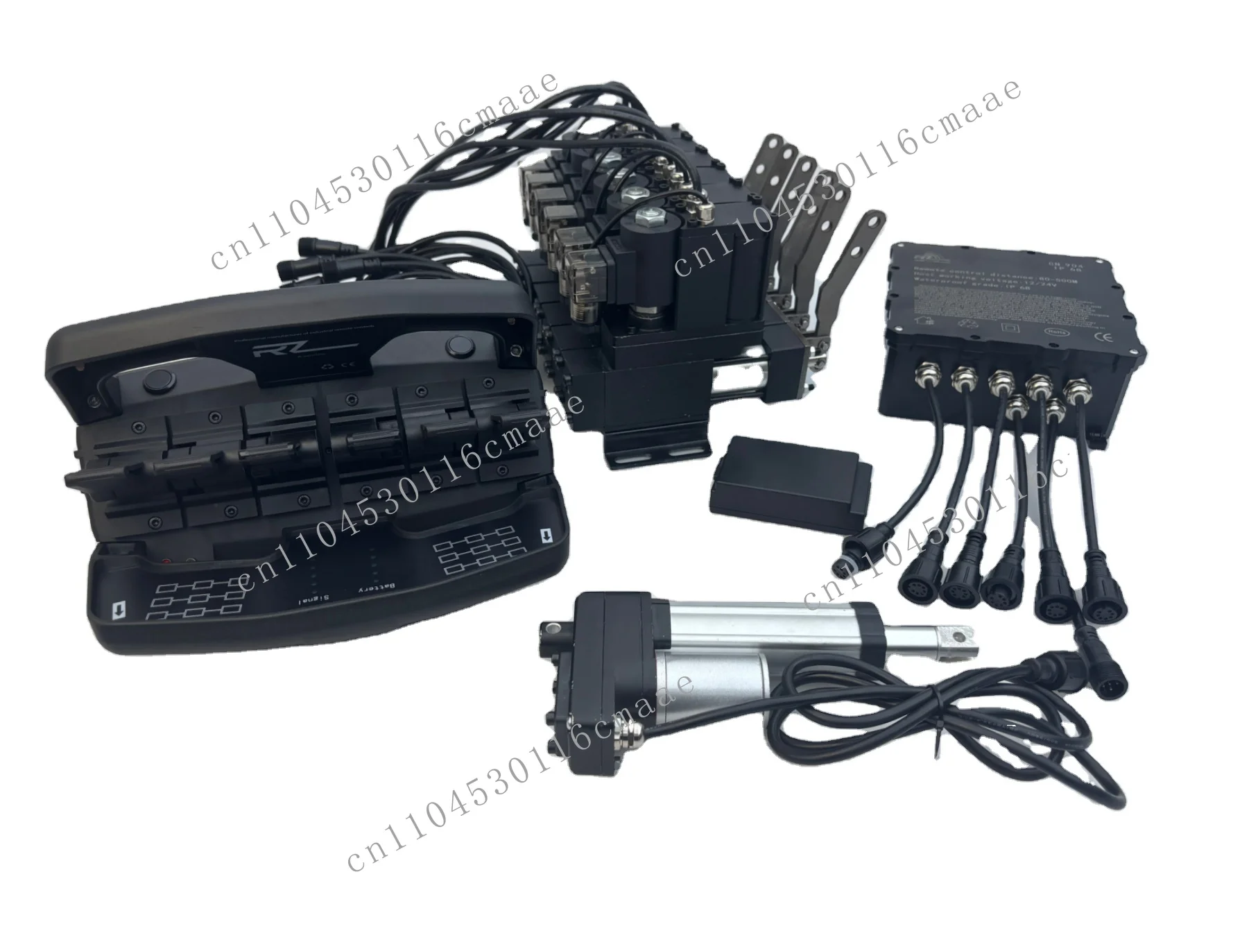 6-Channel wireless remote control with electromagnetic clutch configuration for truck cranes