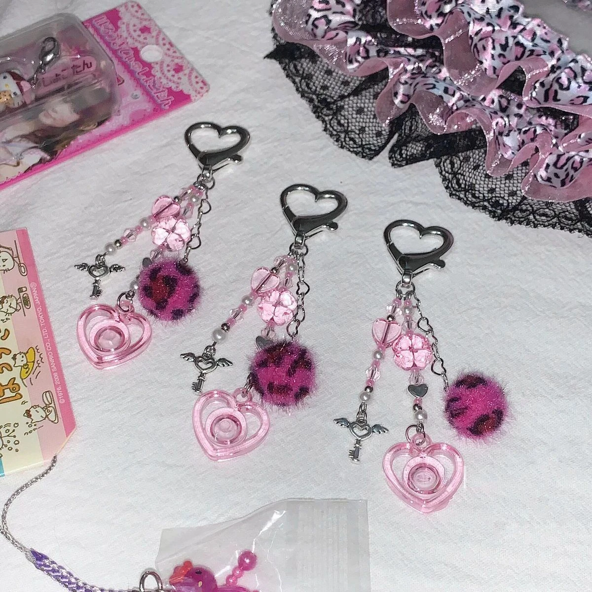 

1 шт. INS Spice Girl стиль розовый леопардовый меховой шарик брелок милое сердце из бисера девушка кулон украшение рюкзак чехол для телефона DIY Шарм