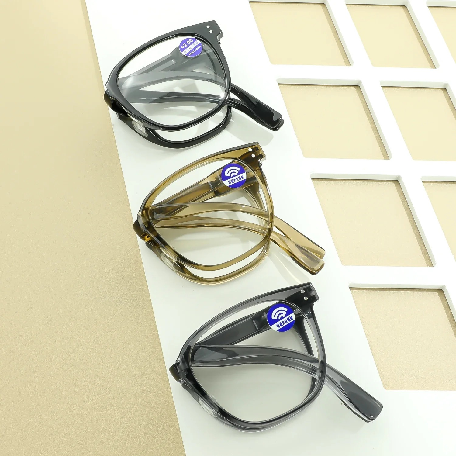 Lesebrille für Männer und Frauen, faltbar, blaues Licht blockierend, hochwertige tragbare Brille für das tägliche Büro – Detail 6