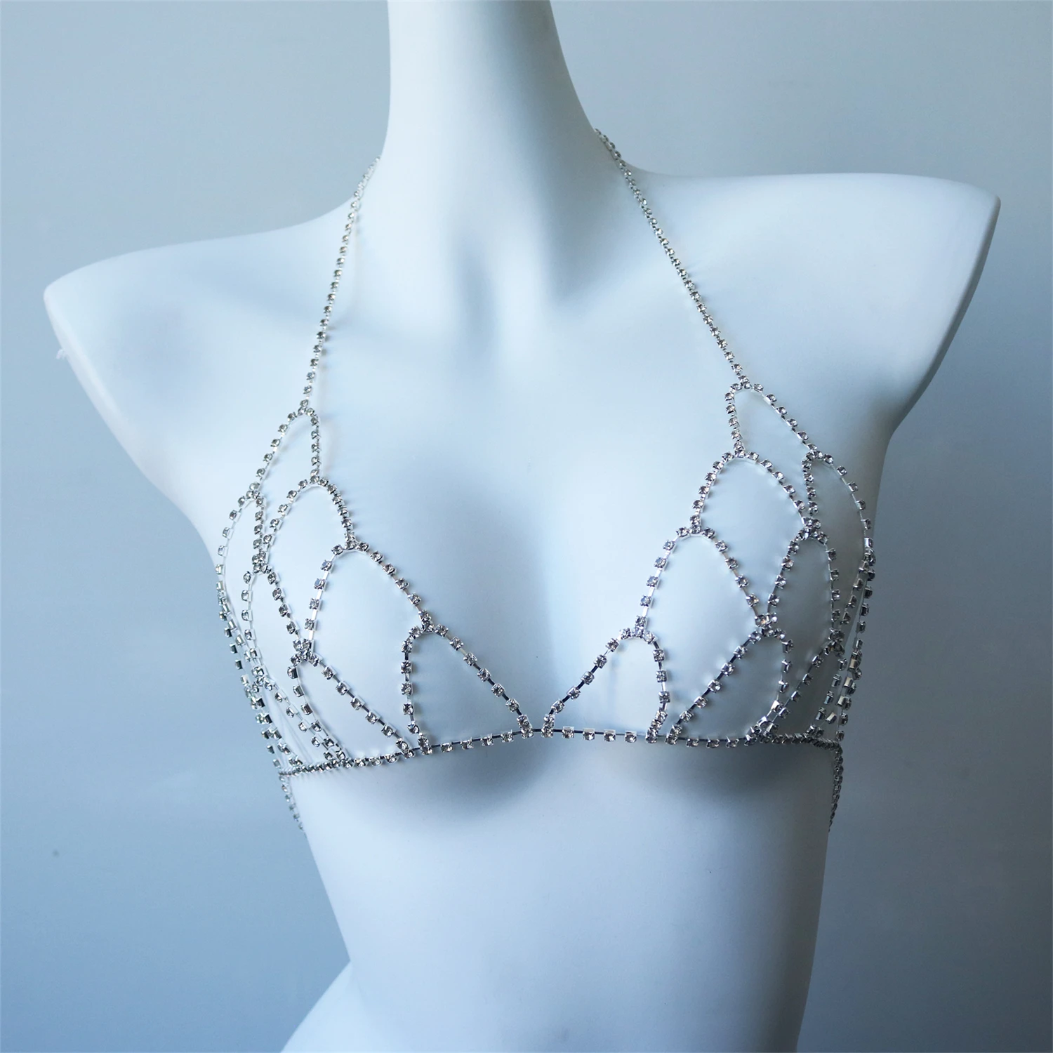 Einfache Bikini-BH-Kettenbrosche für Damen, Nachtclub-Strass-Bustier-Körperkette, modische einlagige Neckholder-BH-Kette – Detail 3