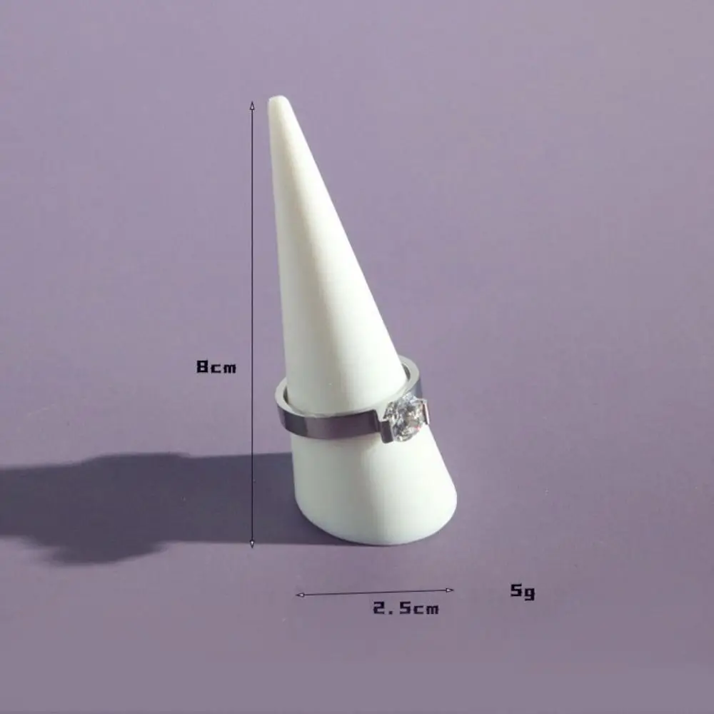 New Clear Conical Ring Holder Plastic Portable Hollow Ring Display Rack Acrylic Jewelry Storage Ring Display Stand