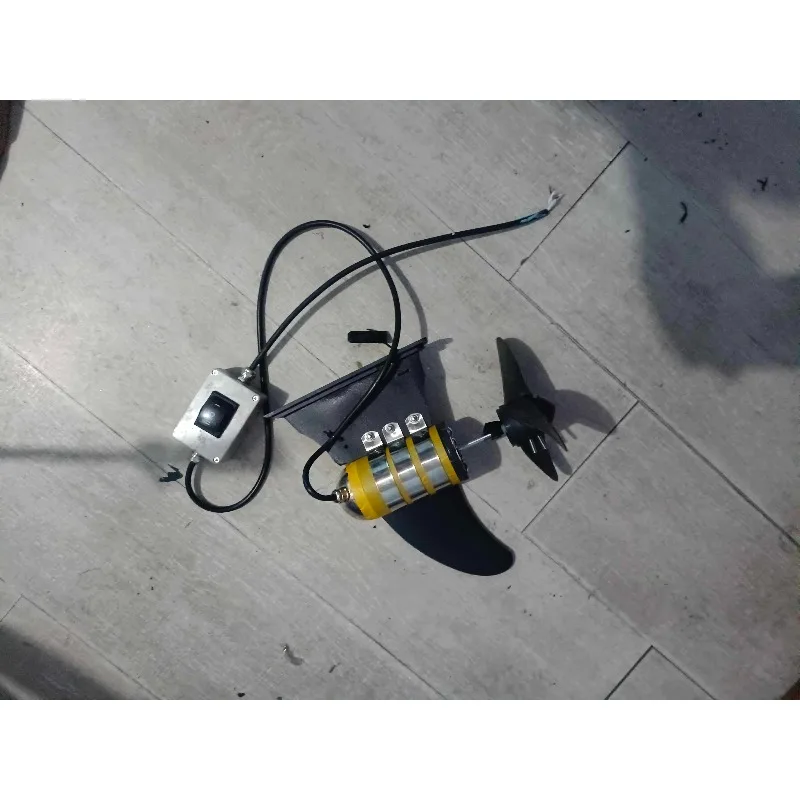 Paddle Thrusters, Tire Boat Thrusters, Kayak Thrusters. Single Person Boat Thruster.