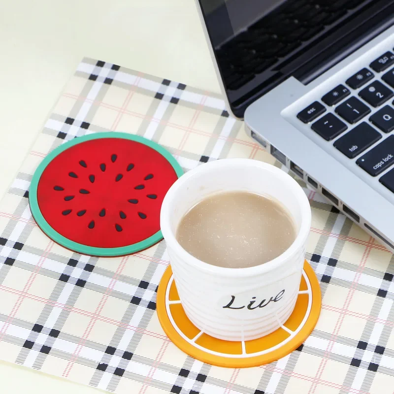 1PC Cup Mat Pad Coaster Fruit Shape Silicone Cup Pad Slip Insulation Pad Cup Mat Pad Hot Drink Holder Coasters in Holder Set