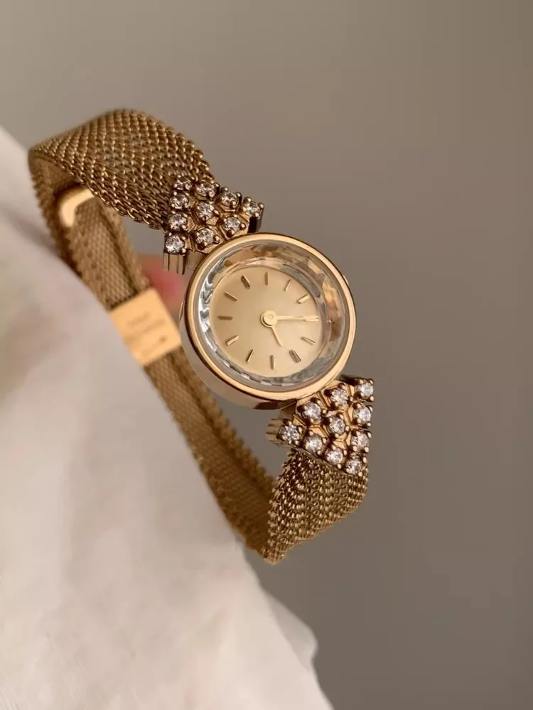 Vintage Golden Round Women Quartz Watch Weaving Design Diamonds Elegant Office Ladies Wrist Watches