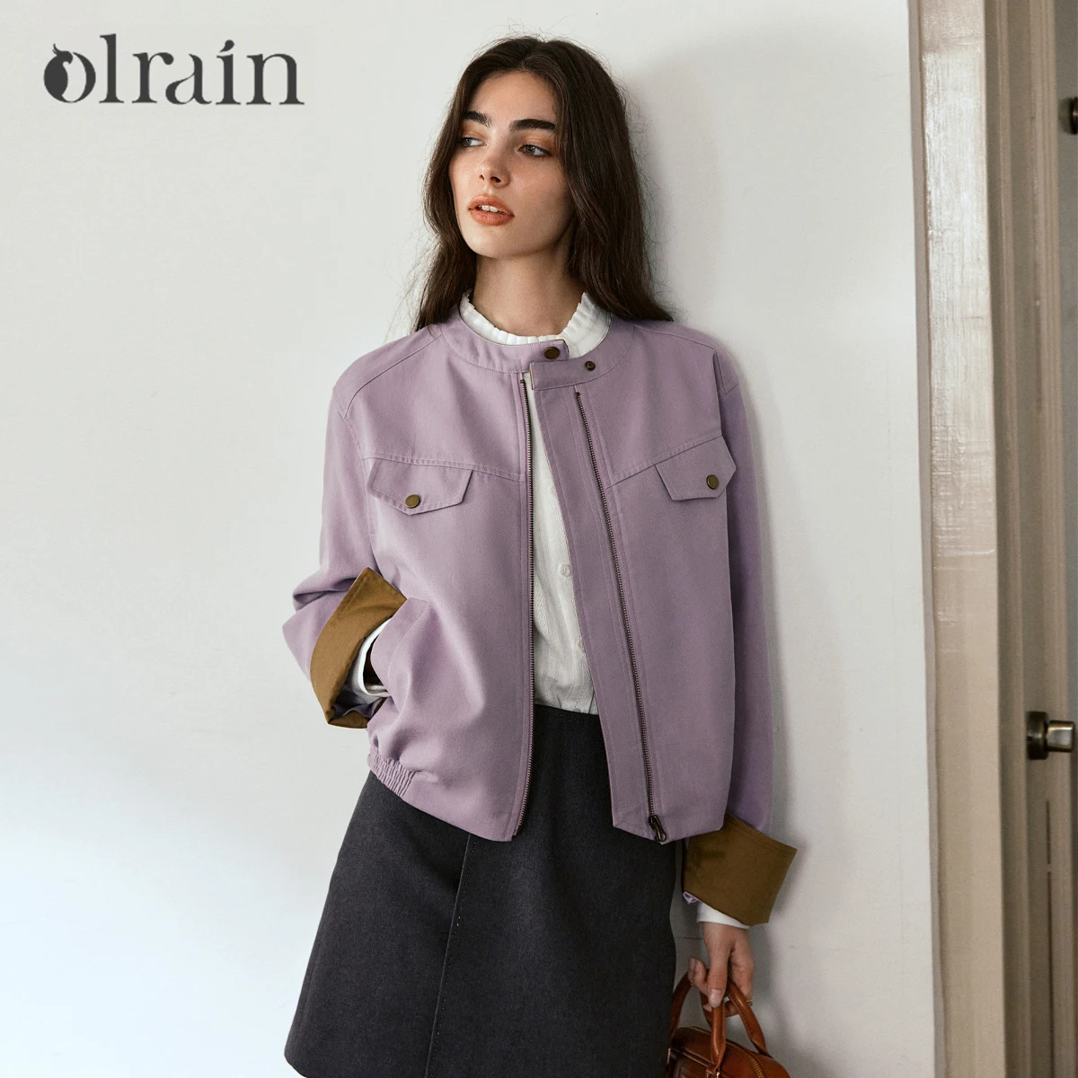 

OLrain Women's Short Jackets Solid Casual Loose-fit Contrast Color Stand-Collar Jacket 2025 Autumn Buckle Closure GO57QW000569