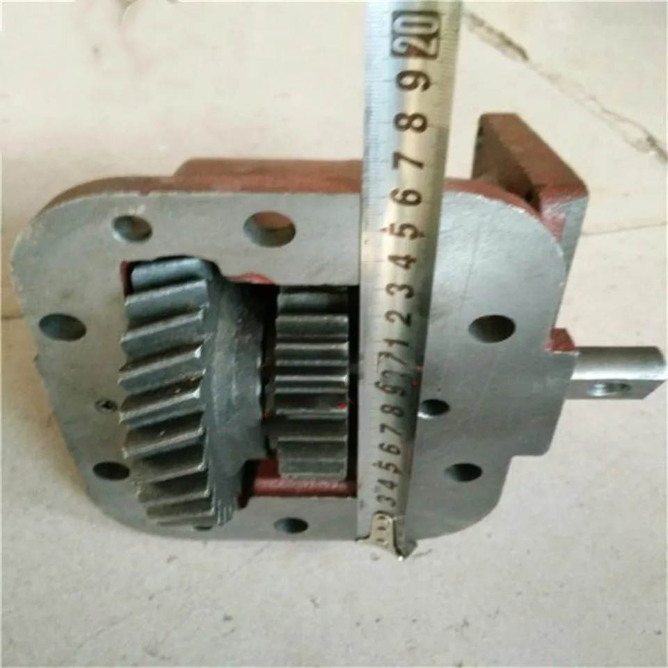 Pto Pump Howo Mitsubishi Truck لـ Fuso Ud Hino M550 Power Take Off Pto #3